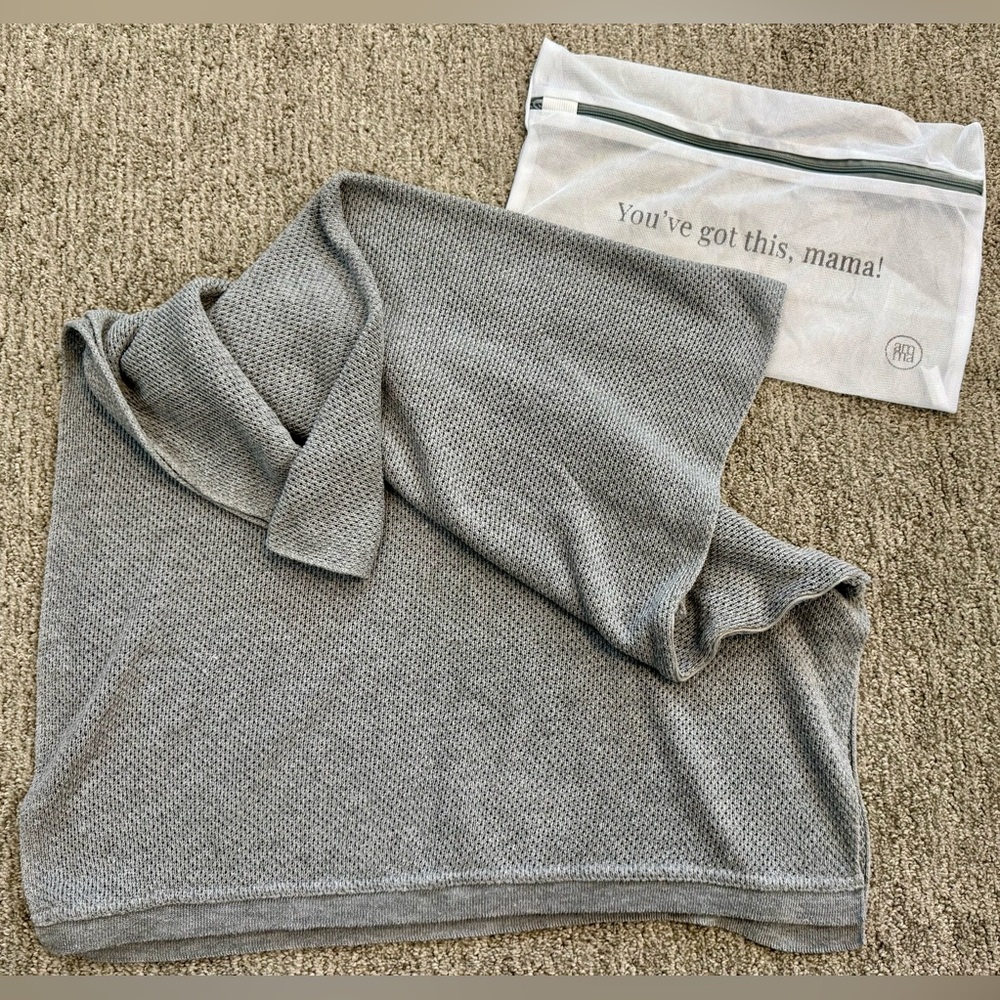 Amma Grey Cocoon Nursing cover